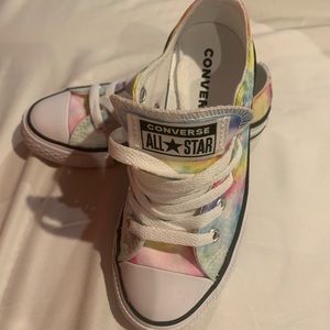 Multicolor girls chucks